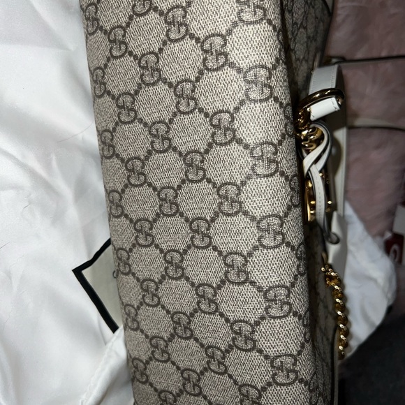 Gucci Padlock Shoulder Bag - Picture 5 of 10